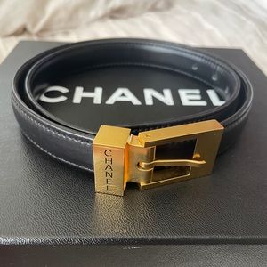 Authentic Chanel Vintage 96 Leather Belt